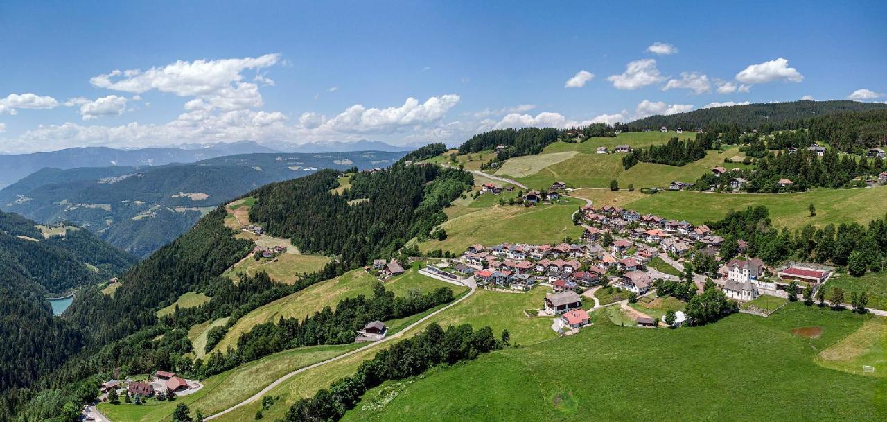 Отель Gasthof Mesnerwirt Auna di Sopra Экстерьер фото